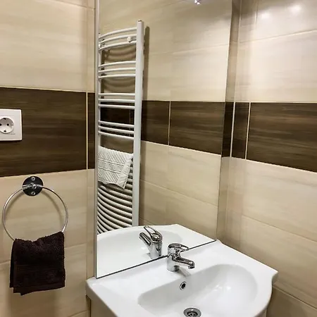 Aranykorona Apartmanhaz Appartement