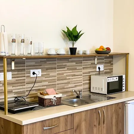 Aranykorona Apartmanhaz Apartament Miszkolc