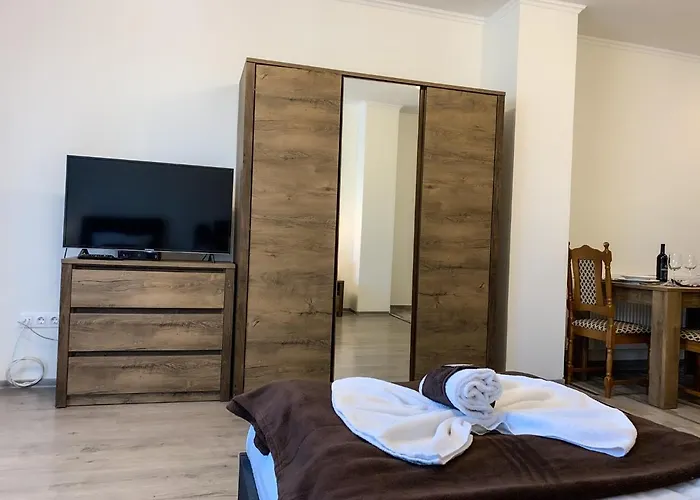 Lägenhet Aranykorona Apartmanhaz