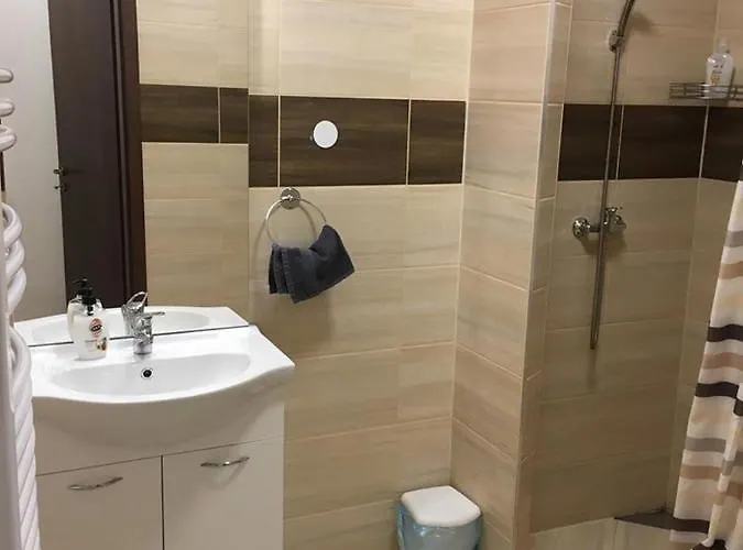 Aranykorona Apartmanhaz Lägenhet *