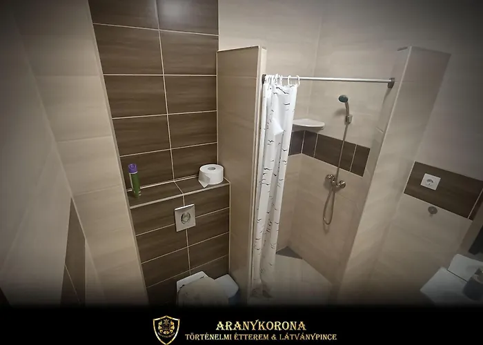 Aranykorona Apartmanhaz Lägenhet